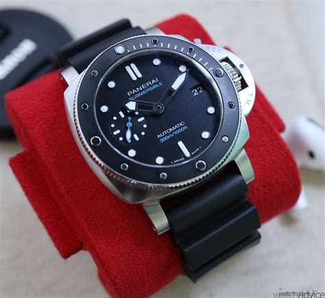 Panerai Submersible 42 Review .